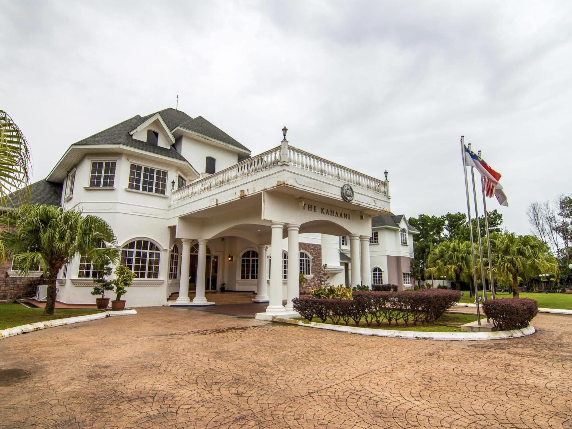 The Kahaani Hotell Ayer Keroh Exteriör bild