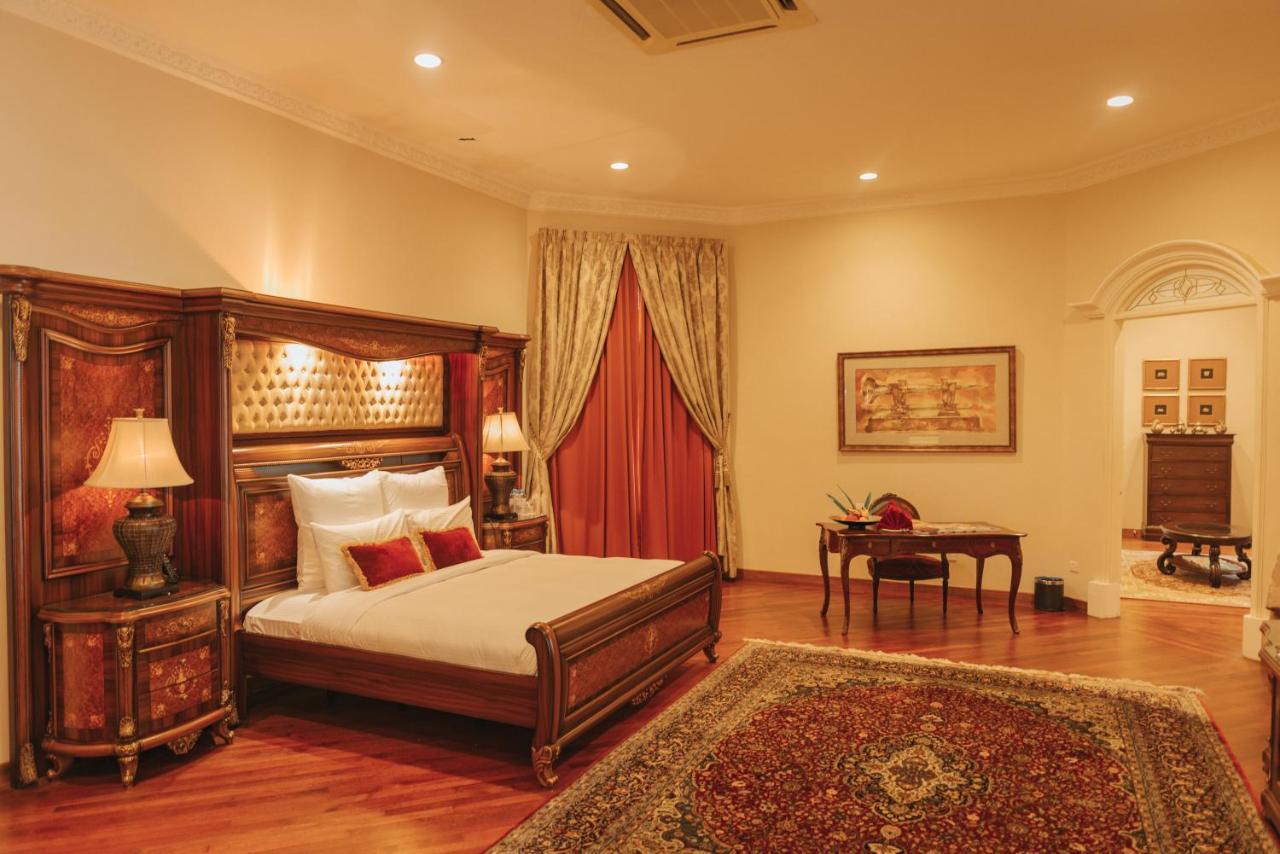 The Kahaani Hotell Ayer Keroh Exteriör bild